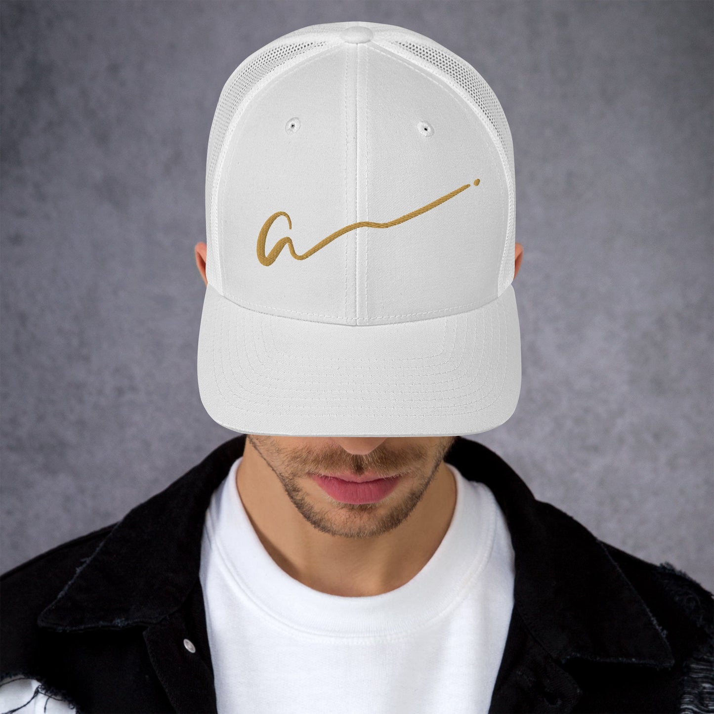 Amourjoie Logo Trucker Cap Amour-joie