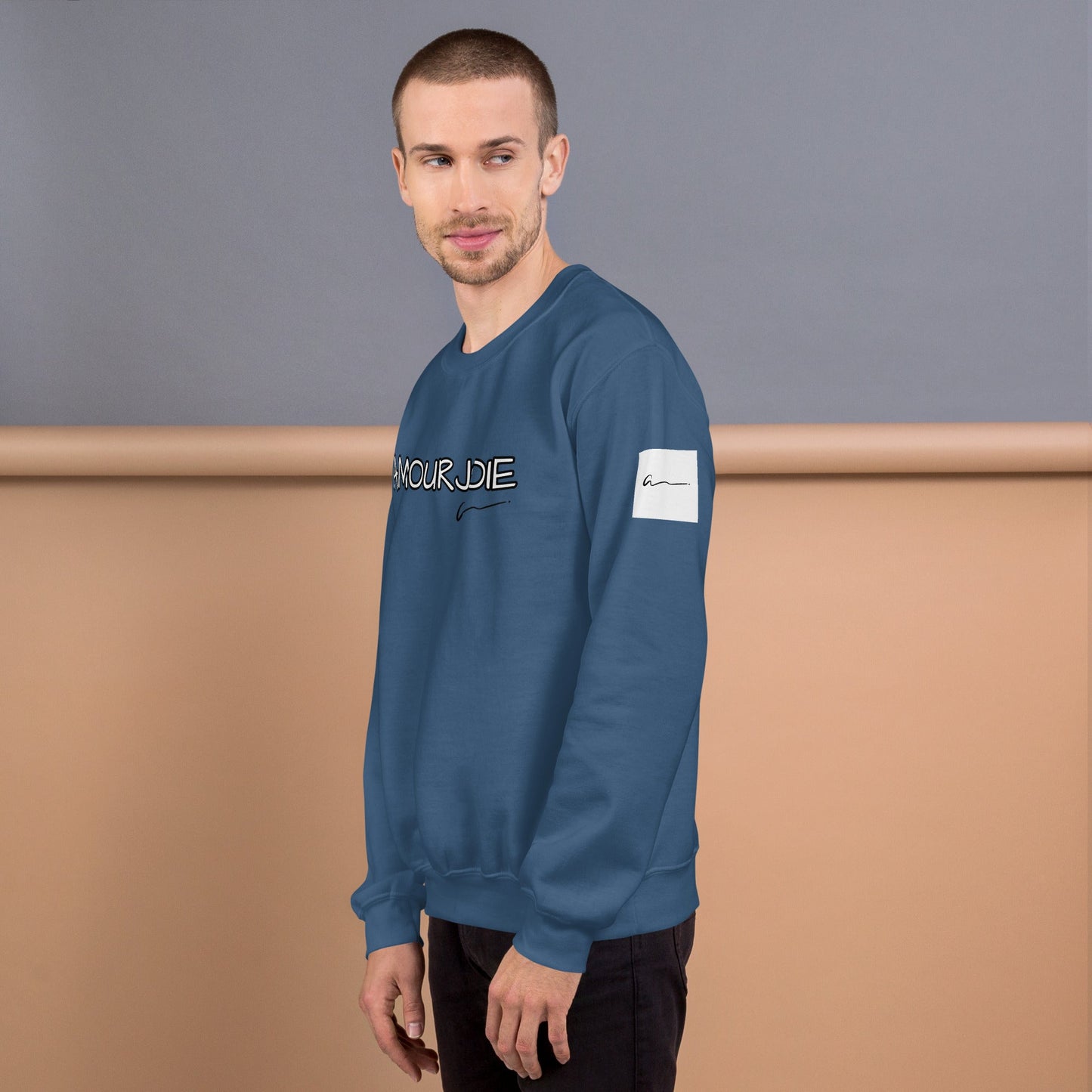 Tough Women's Sweatshirt Amour-joie